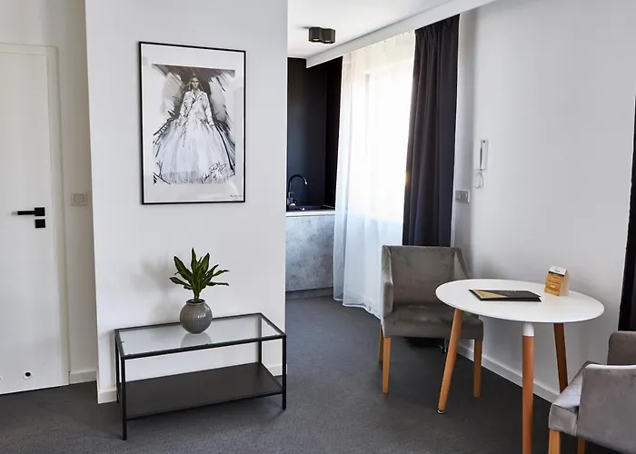 Silesia Aparthotel 3*